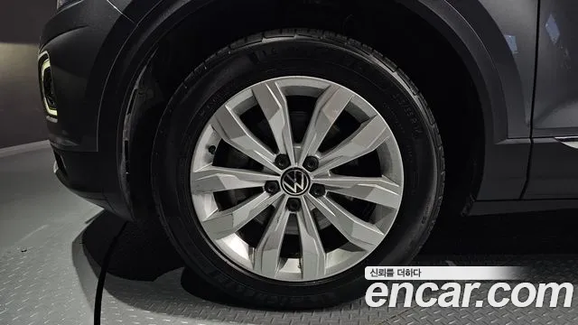 Volkswagen T-Roc 2021 thumb 5