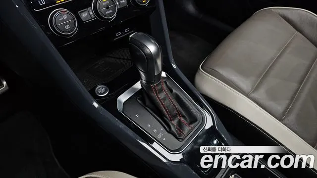 Volkswagen T-Roc 2021 thumb 9