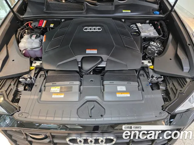 Audi Q8 2023 thumb 6
