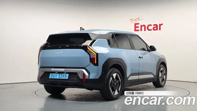Kia EV3 2024 thumb 2