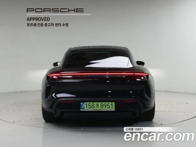Porsche Taycan 2025 thumb 4