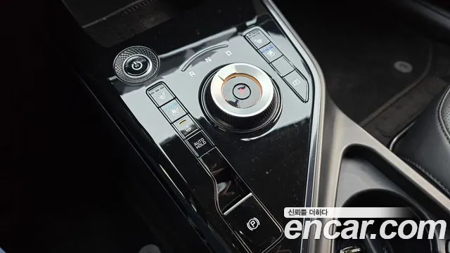 Kia Niro 2023 thumb 9