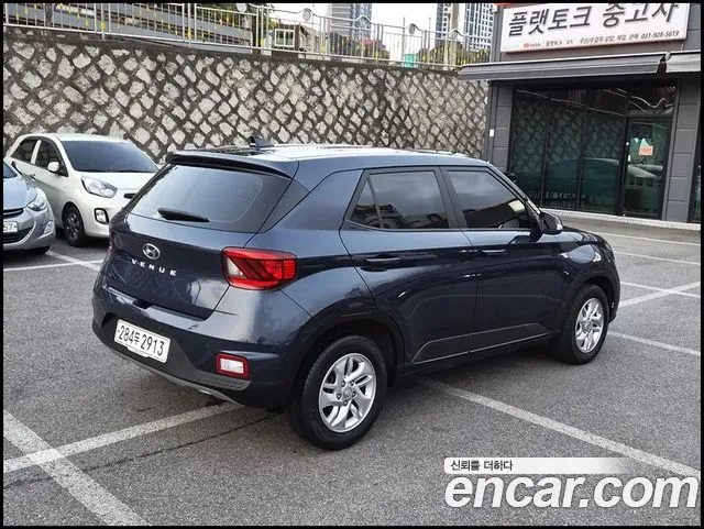 Hyundai Venue 2020 thumb 2