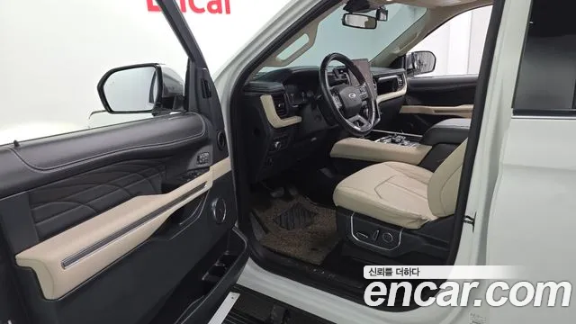Ford Expedition 2022 thumb 10