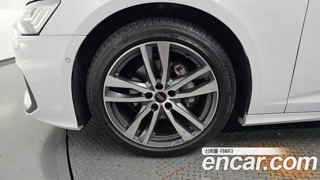 Audi A6 2023 thumb 5