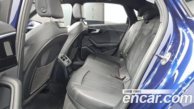 Audi A4 2020 thumb 12
