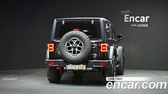 Jeep Wrangler 2024 thumb 3