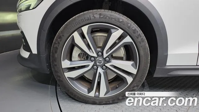 Volvo V60 2021 thumb 5
