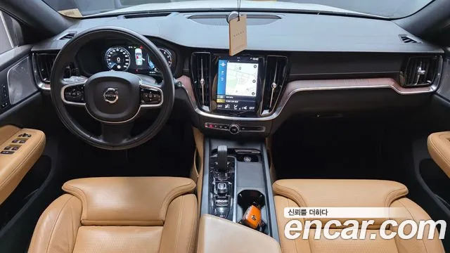 Volvo V60 2021 thumb 7