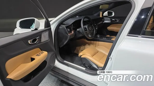 Volvo V60 2021 thumb 10