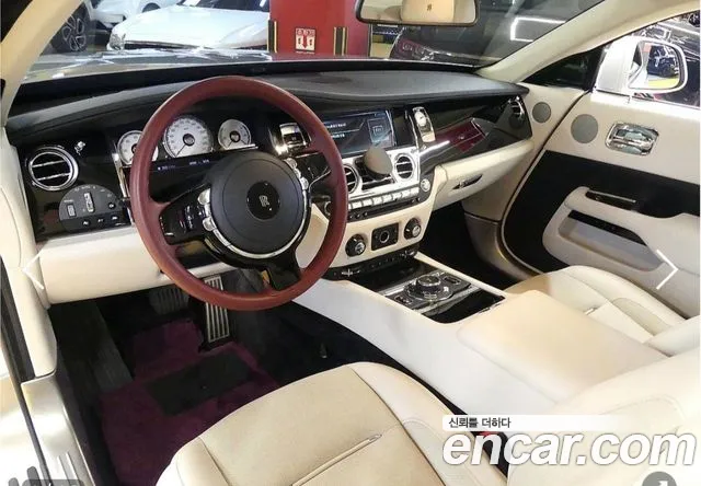 Rolls-Royce Wraith 2020 thumb 4