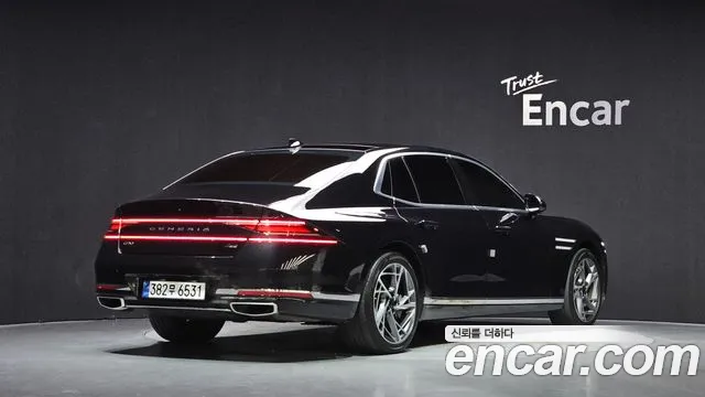 Genesis G90 2022 thumb 2
