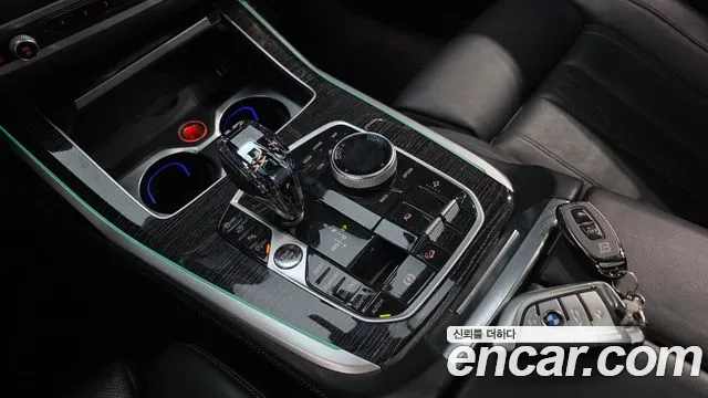 BMW X7 2021 thumb 9