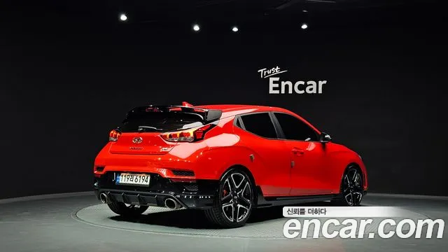 Hyundai Veloster 2022 thumb 2