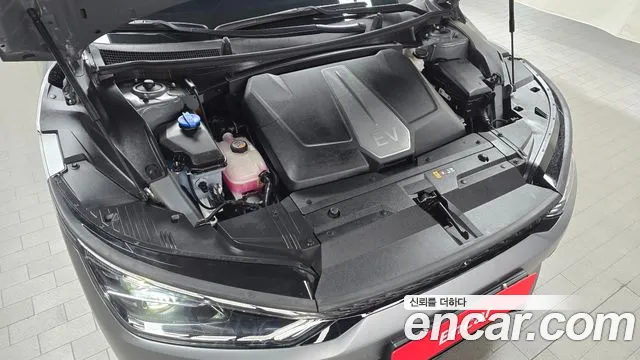 Kia EV6 2023 thumb 5