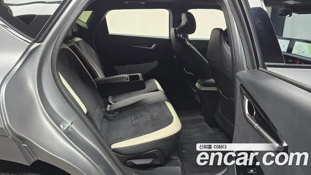 Kia EV6 2023 thumb 10