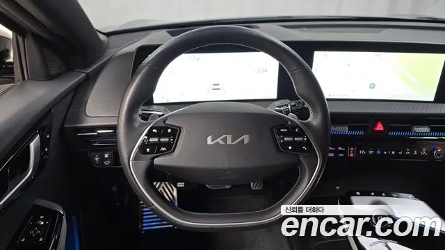 Kia EV6 2023 thumb 11