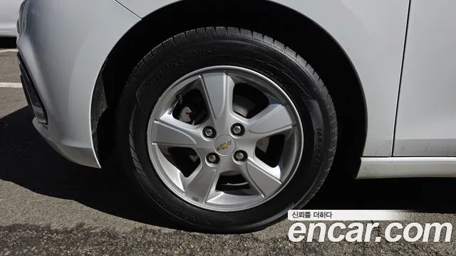 ChevroletGMDaewoo Spark 2015 thumb 5