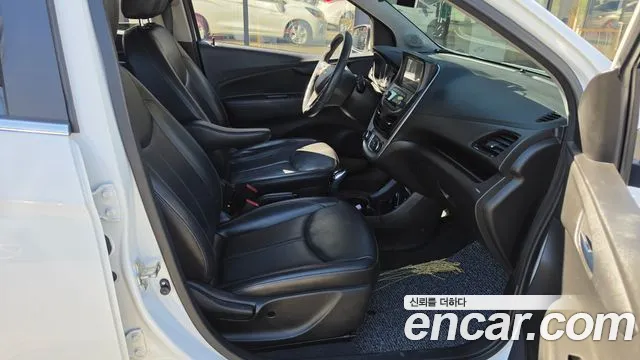 ChevroletGMDaewoo Spark 2015 thumb 12