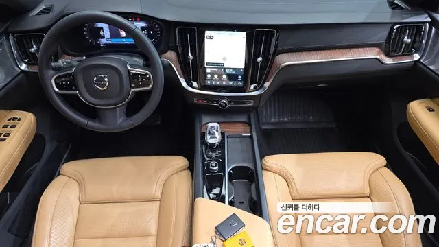 Volvo S60 2023 thumb 6