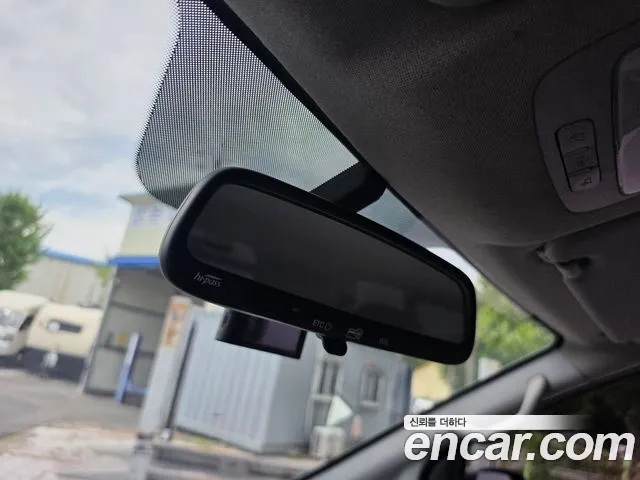 Hyundai Starex 2019 thumb 9