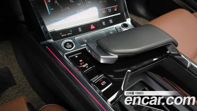 Audi e-tron 2022 thumb 9