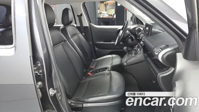 Hyundai Casper 2023 thumb 10