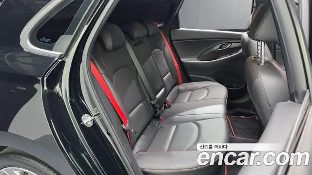 Hyundai i30 2020 thumb 11