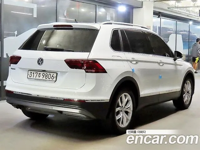 Volkswagen Tiguan 2020 thumb 5