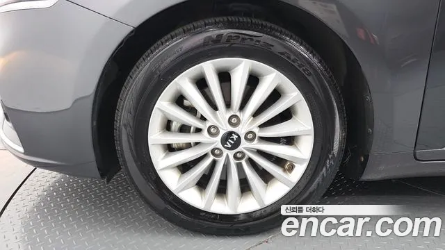 Kia K7 2019 thumb 4