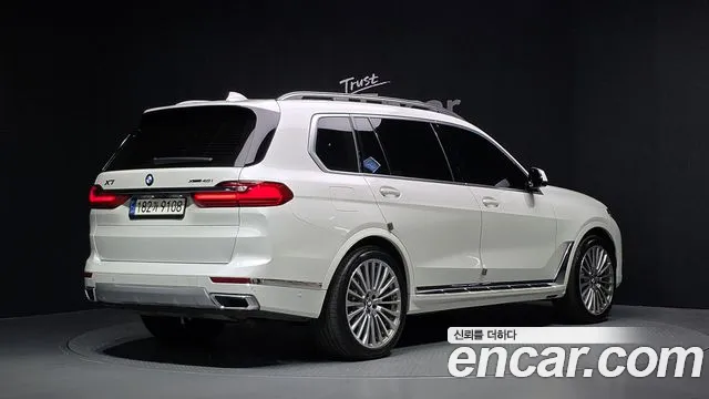 BMW X7 2021 thumb 2