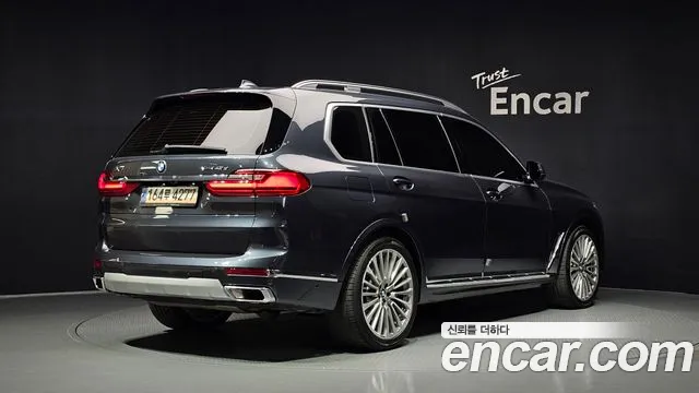 BMW X7 2022 thumb 2