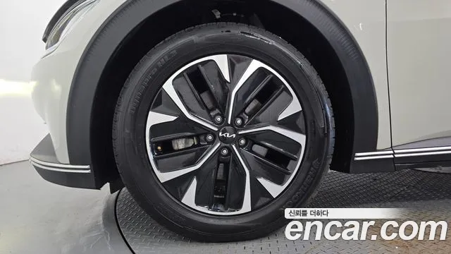 Kia EV6 2022 thumb 5
