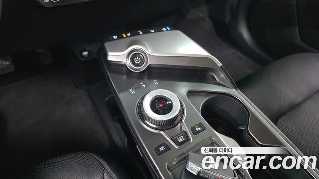 Kia EV6 2022 thumb 9