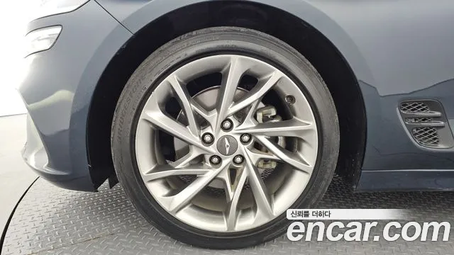 Genesis G70 2021 thumb 5