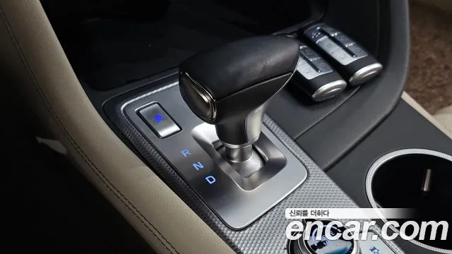Genesis G70 2021 thumb 9