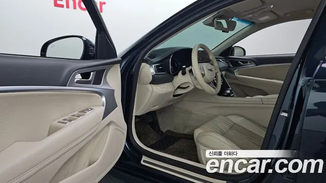 Genesis G70 2021 thumb 10