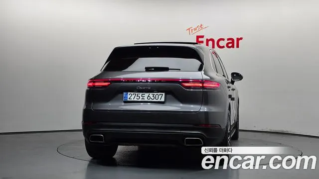 Porsche Cayenne 2019 thumb 4
