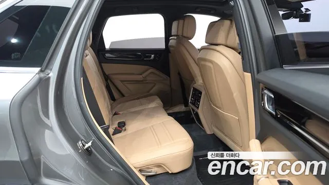 Porsche Cayenne 2019 thumb 11