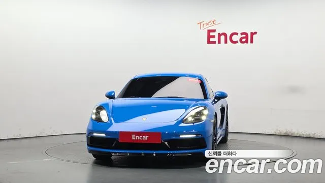 Porsche Cayman 2023 thumb 2