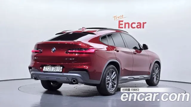 BMW X4 2020 thumb 2
