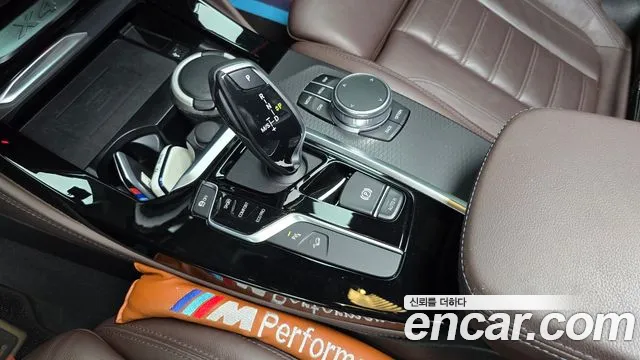 BMW X4 2020 thumb 9