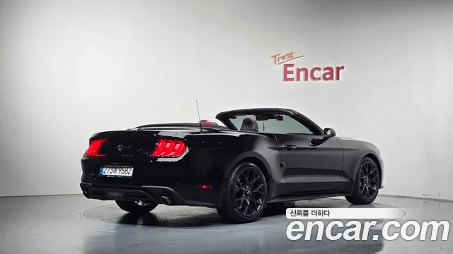Ford Mustang Mach-E 2021 thumb 2