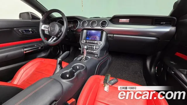 Ford Mustang Mach-E 2021 thumb 7