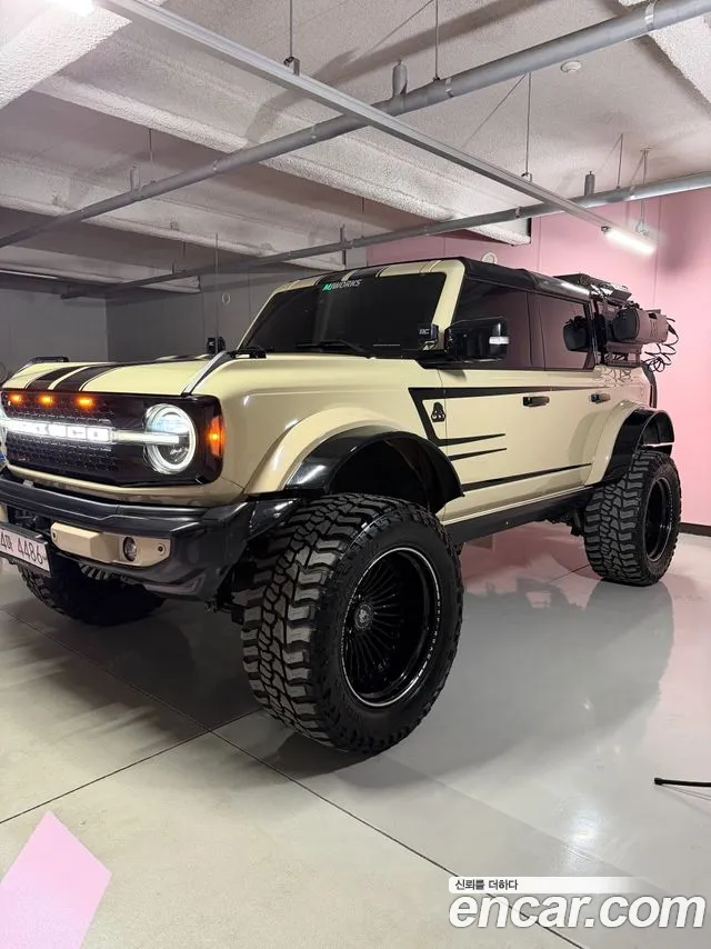 Ford Bronco 2022 thumb 2