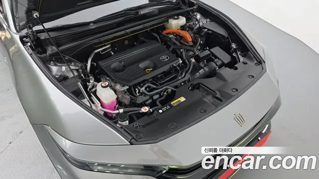 Toyota Crown 2024 thumb 6