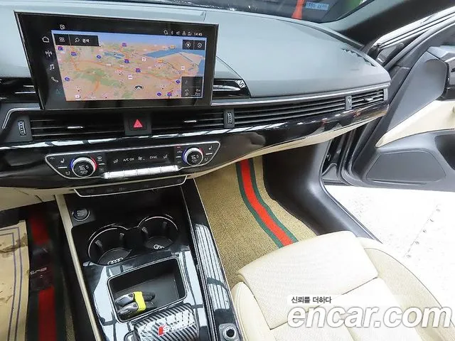 Audi A4 2021 thumb 7