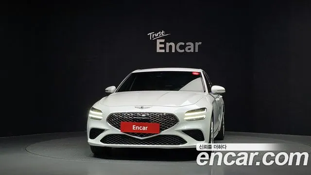 Genesis G70 2022 thumb 3
