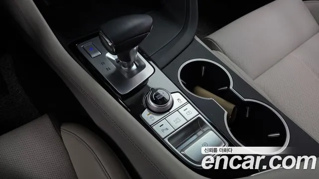 Genesis G70 2022 thumb 9