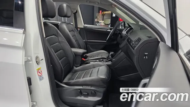 Volkswagen Tiguan 2021 thumb 10